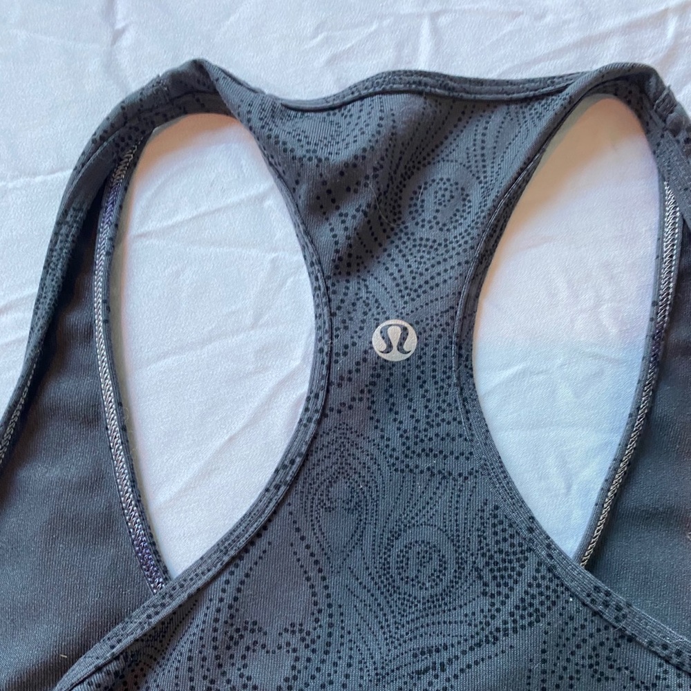 LULULEMON WORKOUT TANK TOP